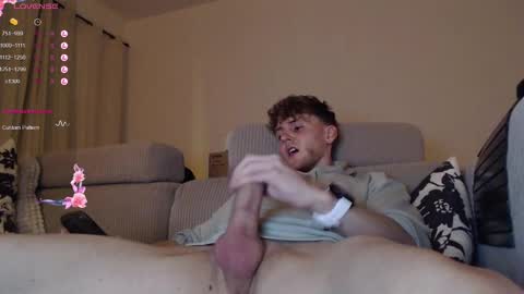 Snapshot of dominantalex182 chatting on 03/04/25, 07:32 Alex... online show from 03/04/25, 07:32