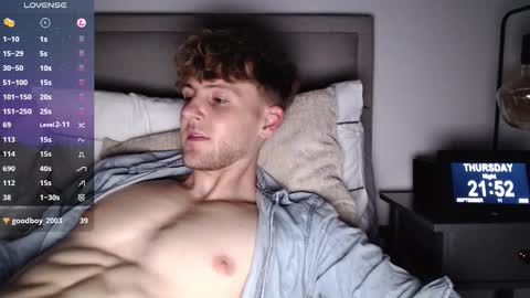 Snapshot of dominantalex182 chatting on 09/11/25, 08:53 Alex... online show from 09/11/25, 08:53