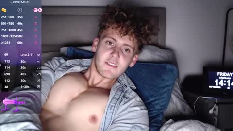 Snapshot of dominantalex182 chatting on 09/26/25, 01:15 Alex... online show from 09/26/25, 01:15