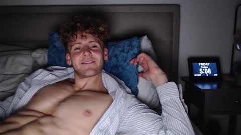 Snapshot of dominantalex182 chatting on 10/24/25, 04:09 Alex... online show from 10/24/25, 04:09