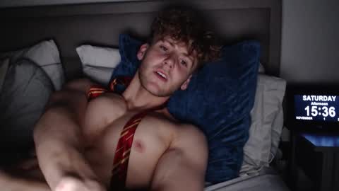 Snapshot of dominantalex182 chatting on 11/01/25, 03:36 Alex... online show from 11/01/25, 03:36