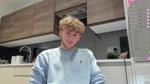 Snapshot of dominantalex182 chatting on 11/26/25, 03:57 Alex... online show from 11/26/25, 03:57