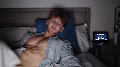 Snapshot of dominantalex182 chatting on 12/02/25, 08:52 Alex... online show from 12/02/25, 08:52