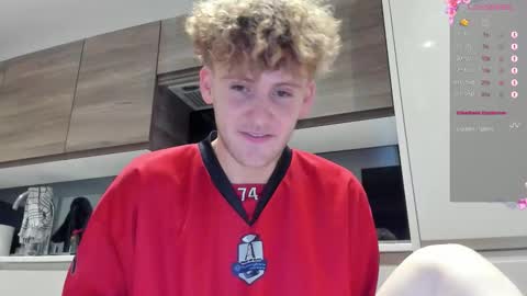 Snapshot of dominantalex182 chatting on 12/04/25, 08:50 Alex... online show from 12/04/25, 08:50