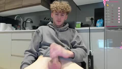 Snapshot of dominantalex182 chatting on 12/13/25, 10:48 Alex... online show from 12/13/25, 10:48