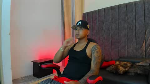 Dominic online show from 01/14/26, 01:28