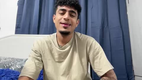 Snapshot of dominic_brand chatting on 10/23/25, 05:07 Brandon online show from 10/23/25, 05:07