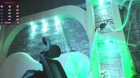 Snapshot of dominic_de_luca chatting on 10/29/25, 06:37 dominic de luca online show from 10/29/25, 06:37