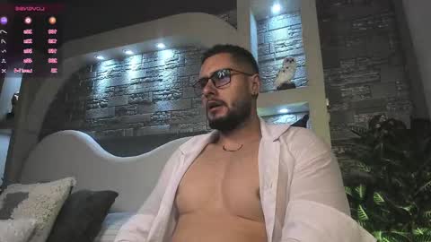 Snapshot of dominic_de_luca chatting on 11/09/25, 03:38 dominic de luca online show from 11/09/25, 03:38