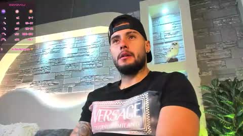 Snapshot of dominic_de_luca chatting on 11/14/25, 03:16 dominic de luca online show from 11/14/25, 03:16