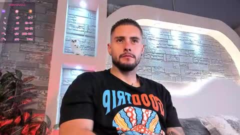 Snapshot of dominic_de_luca chatting on 11/20/25, 03:28 dominic de luca online show from 11/20/25, 03:28