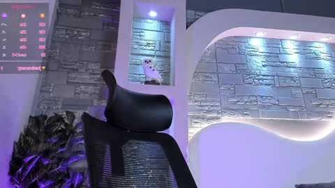 Snapshot of dominic_de_luca chatting on 11/21/25, 04:00 dominic de luca online show from 11/21/25, 04:00