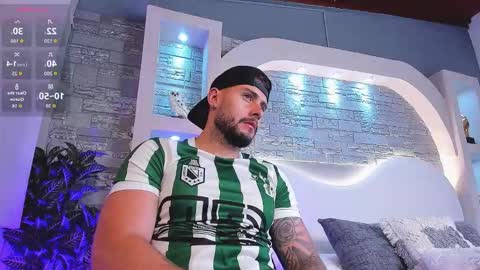 Snapshot of dominic_de_luca chatting on 11/27/25, 03:30 dominic de luca online show from 11/27/25, 03:30