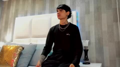 Dominic foox online show from 02/11/26, 12:21