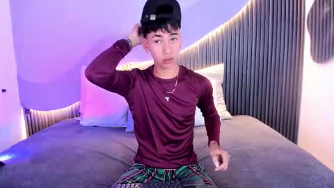 Dominic online show from 11/10/25, 01:04