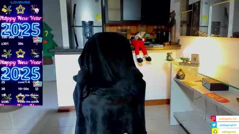 SANTI  independent model online show from 11/11/25, 02:22