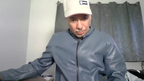 luis online show from 10/12/25, 05:34