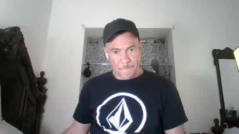 luis online show from 05/03/26, 04:51
