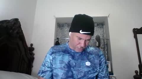 luis online show from 05/16/26, 11:57