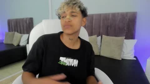 Dominick  online show from 02/12/25, 01:30