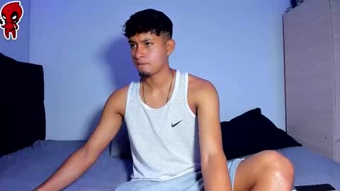 Snapshot of dominick_king chatting on 02/11/26, 01:43 Dominic online show from 02/11/26, 01:43