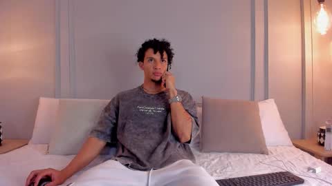 Snapshot of dominick_star chatting on 10/27/25, 04:05 Dominick Star online show from 10/27/25, 04:05