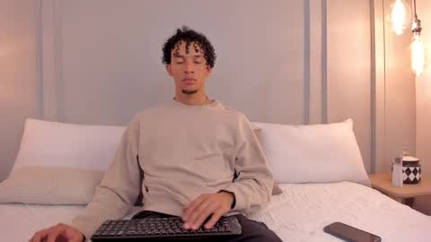 Snapshot of dominick_star chatting on 10/30/25, 04:36 Dominick Star online show from 10/30/25, 04:36