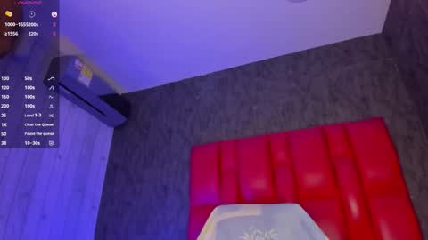 Snapshot of dominicsccott chatting on 02/03/26, 01:27 Dominicscott online show from 02/03/26, 01:27