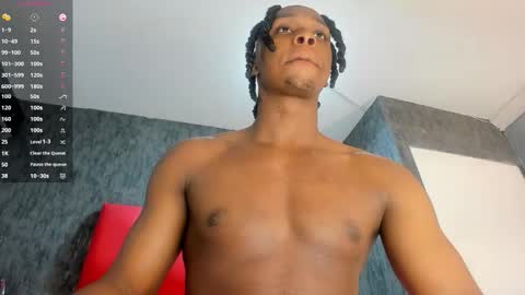 Snapshot of dominicsccott chatting on 02/15/26, 12:47 Dominicscott online show from 02/15/26, 12:47