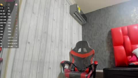 Dominicscott online show from 04/20/26, 12:19