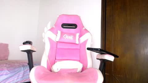   online show from 11/14/25, 05:28