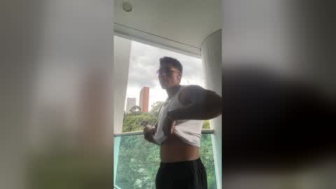 Only fans Ronnie col---InstaRonniecolleman  online show from 03/10/26, 08:36