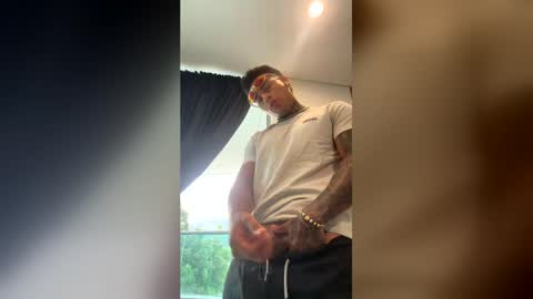 Only fans Ronnie col---InstaRonniecolleman  online show from 04/08/26, 01:55