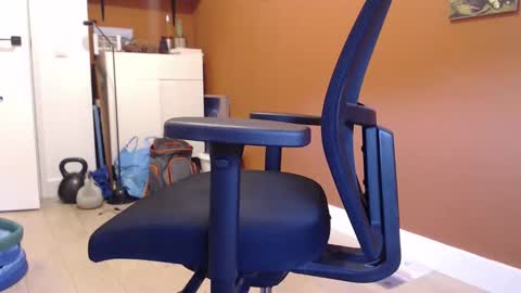 Snapshot of dominow89 chatting on 11/21/25, 02:38 Domino online show from 11/21/25, 02:38