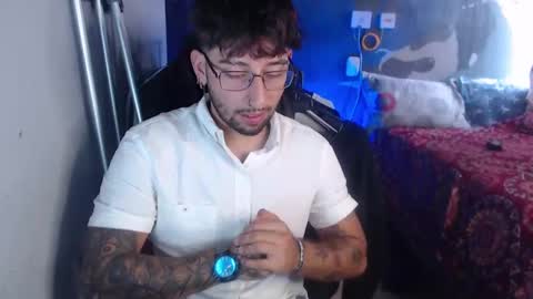 Snapshot of dominus_kane chatting on 10/22/25, 07:13 dominus_kane online show from 10/22/25, 07:13