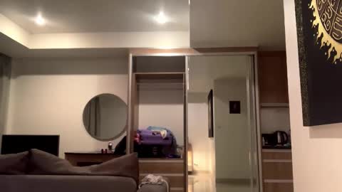 Kira online show from 03/27/26, 10:09