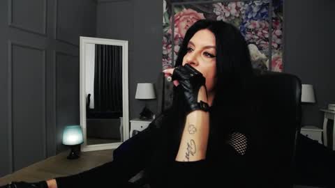 Dom Melisa online show from 01/27/25, 09:33