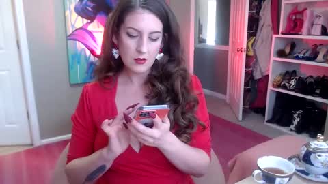 Snapshot of dommetomorrow chatting on 01/29/25, 05:45 DommeTomorrow online show from 01/29/25, 05:45