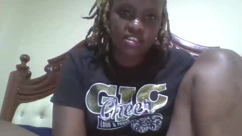 Snapshot of dommyblack2020 chatting on 01/15/26, 08:23 dommyblack2020 online show from 01/15/26, 08:23