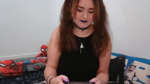 Snapshot of domnkandy chatting on 12/16/24, 12:59 Kandy online show from 12/16/24, 12:59