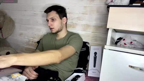 Stephanie and online show from 03/17/26, 11:30