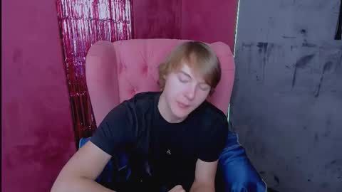 Donald online show from 12/14/25, 09:52