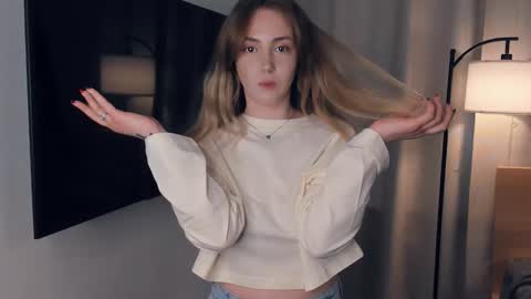 Emily online show from 03/10/26, 08:41