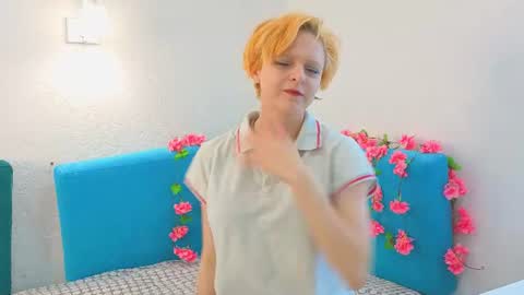 Sarah online show from 07/29/26, 07:17