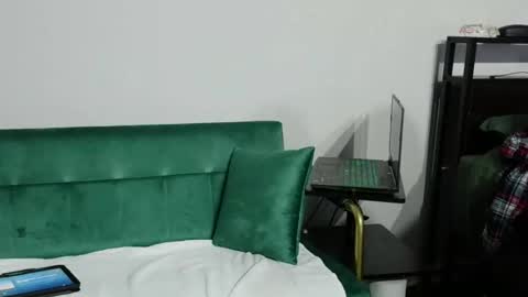 Gifted online show from 03/06/26, 02:30