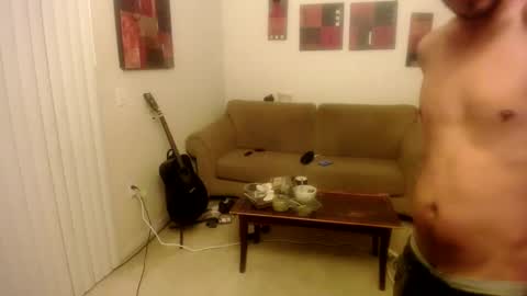 Snapshot of donlopez18 chatting on 10/20/25, 01:33 donlopez18 online show from 10/20/25, 01:33