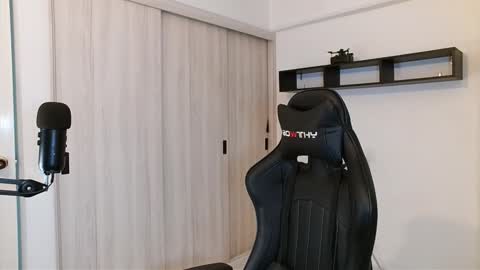 Victor online show from 10/03/25, 04:15