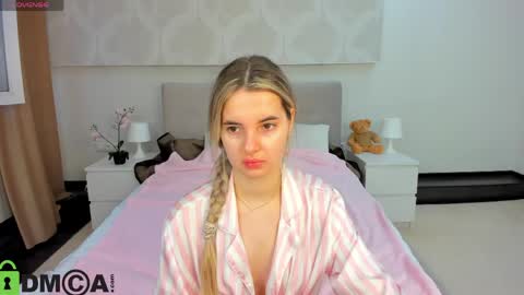 Donna On GMT2 Mon-Fri 3-9 AM online show from 04/08/26, 11:59