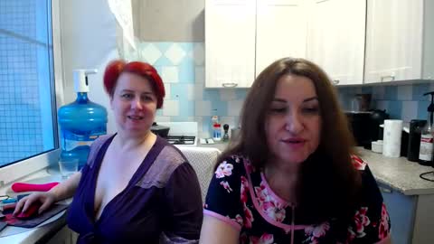 Tatiana 43 curvy sexy body and Joanna redhead 39 years online show from 01/27/25, 07:03
