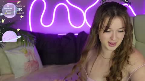 DONNA online show from 10/31/25, 10:27